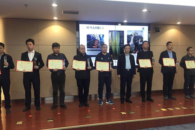 1703659192658bc6b8532ce